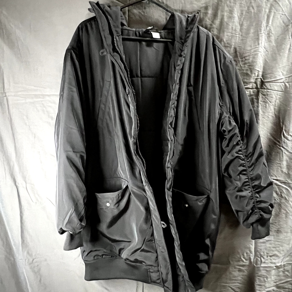 H&M Divided Men's M Long Black Hooded Coat